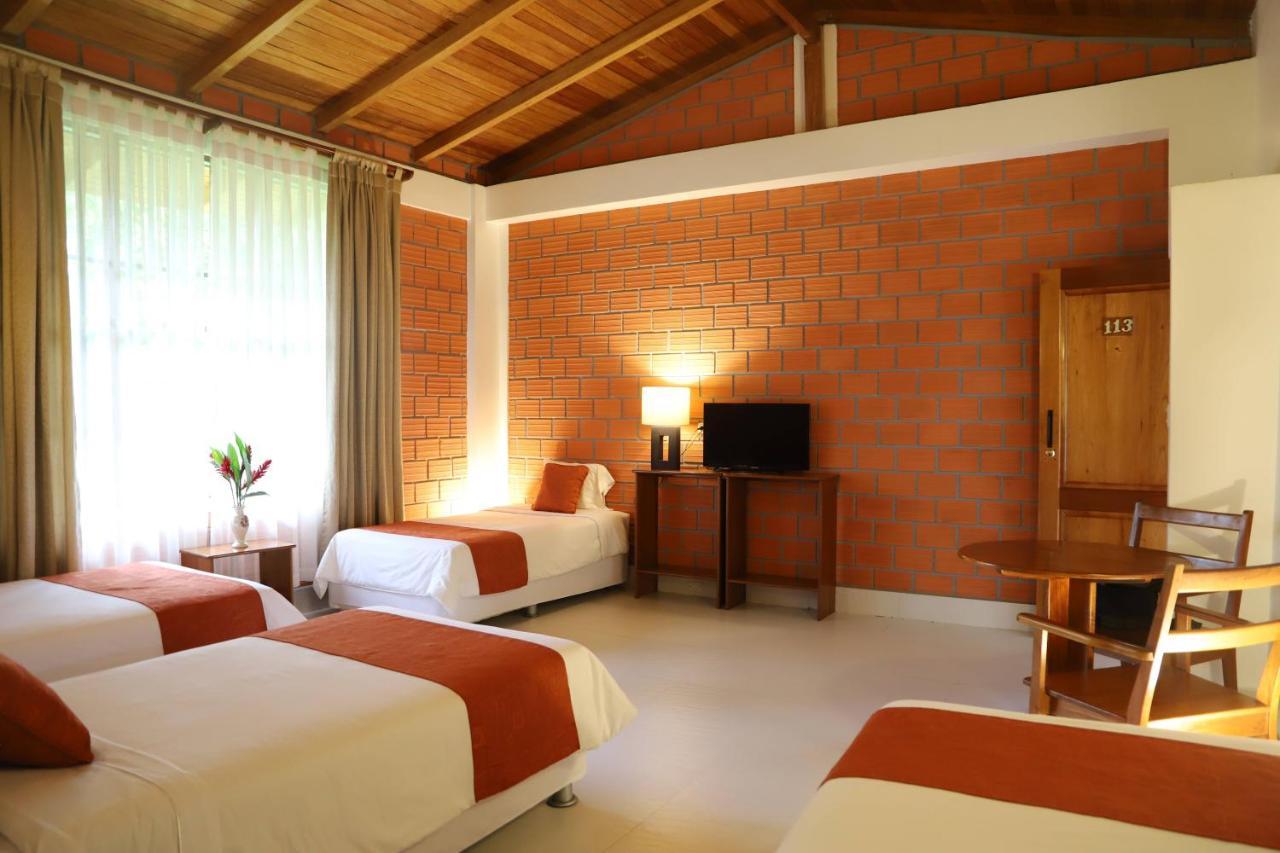 Altavista Casahotel - Asociado Casa Andina Moyobamba Ngoại thất bức ảnh