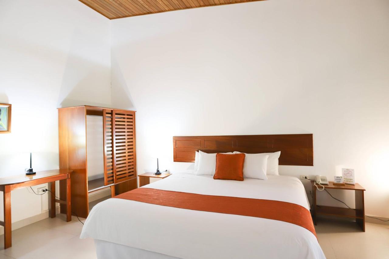 Altavista Casahotel - Asociado Casa Andina Moyobamba Ngoại thất bức ảnh