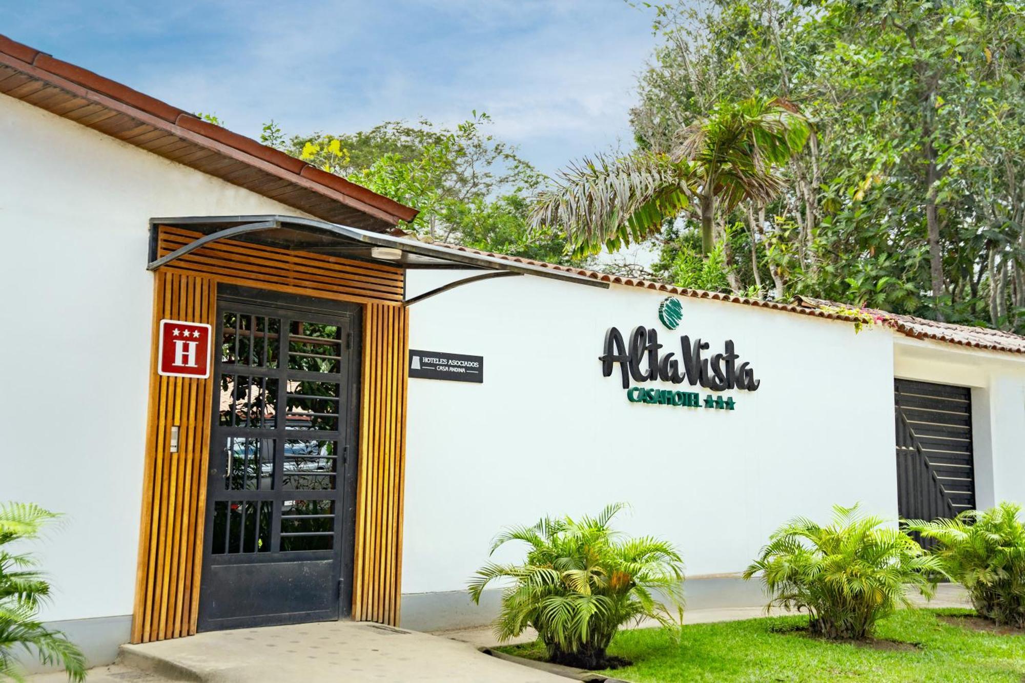Altavista Casahotel - Asociado Casa Andina Moyobamba Ngoại thất bức ảnh