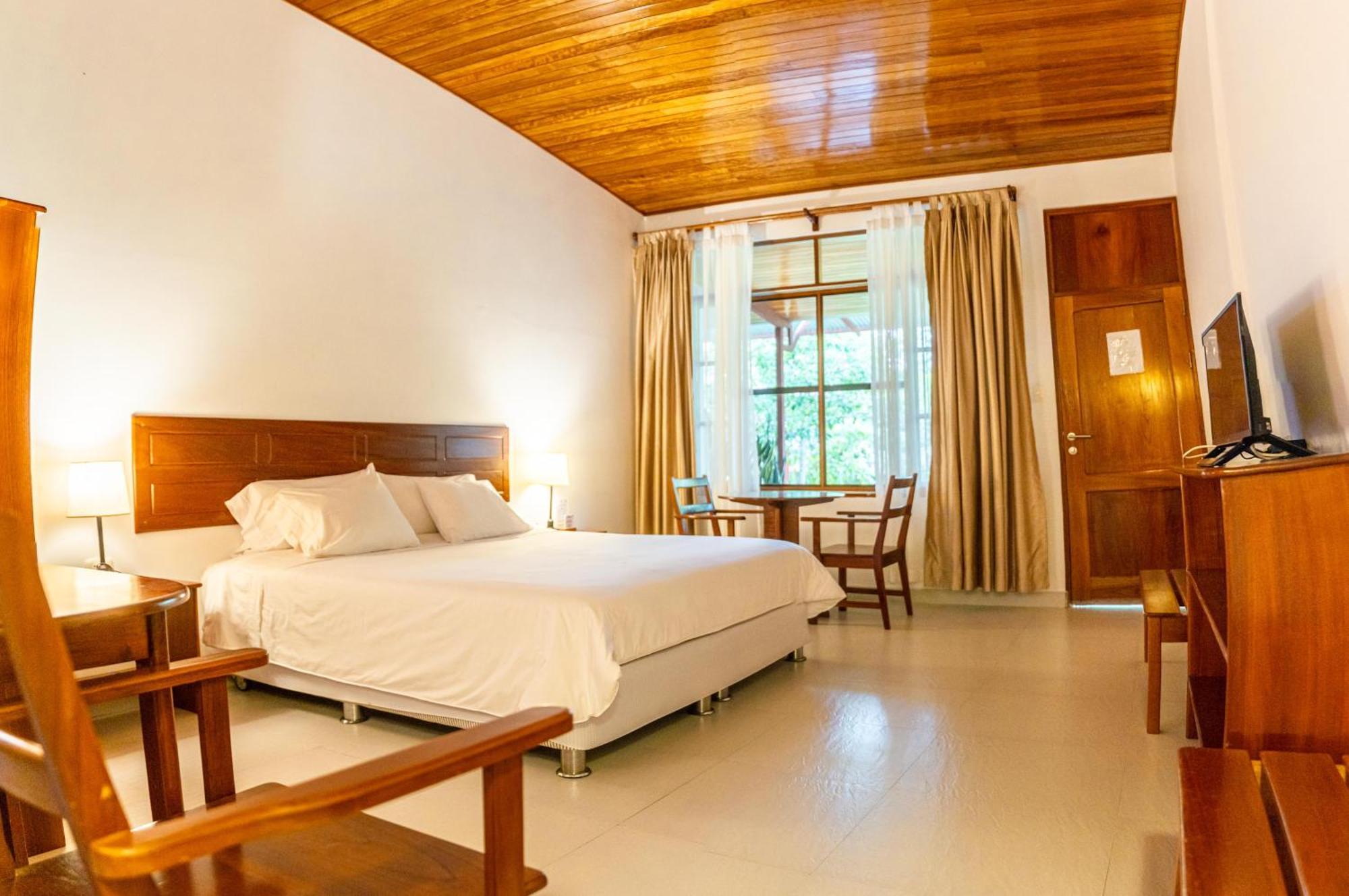 Altavista Casahotel - Asociado Casa Andina Moyobamba Ngoại thất bức ảnh