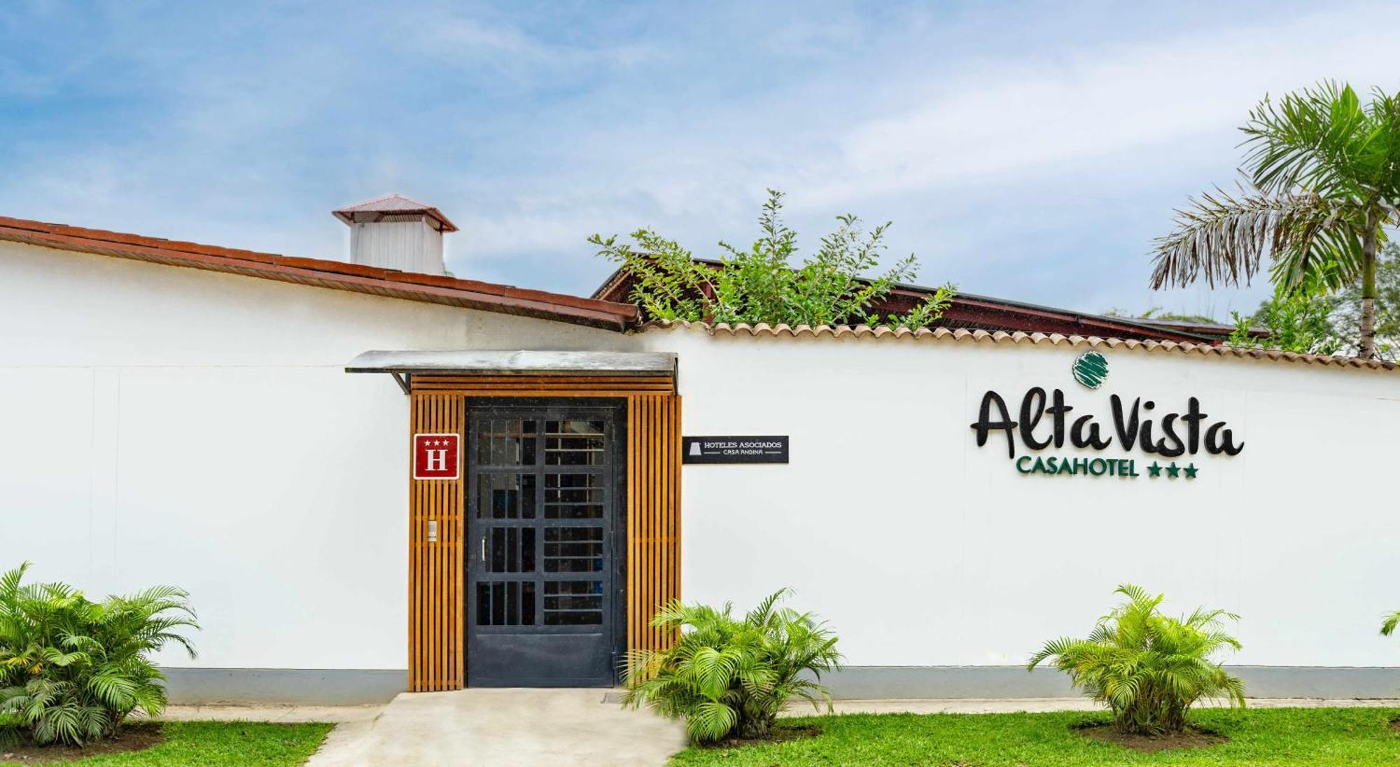 Altavista Casahotel - Asociado Casa Andina Moyobamba Ngoại thất bức ảnh