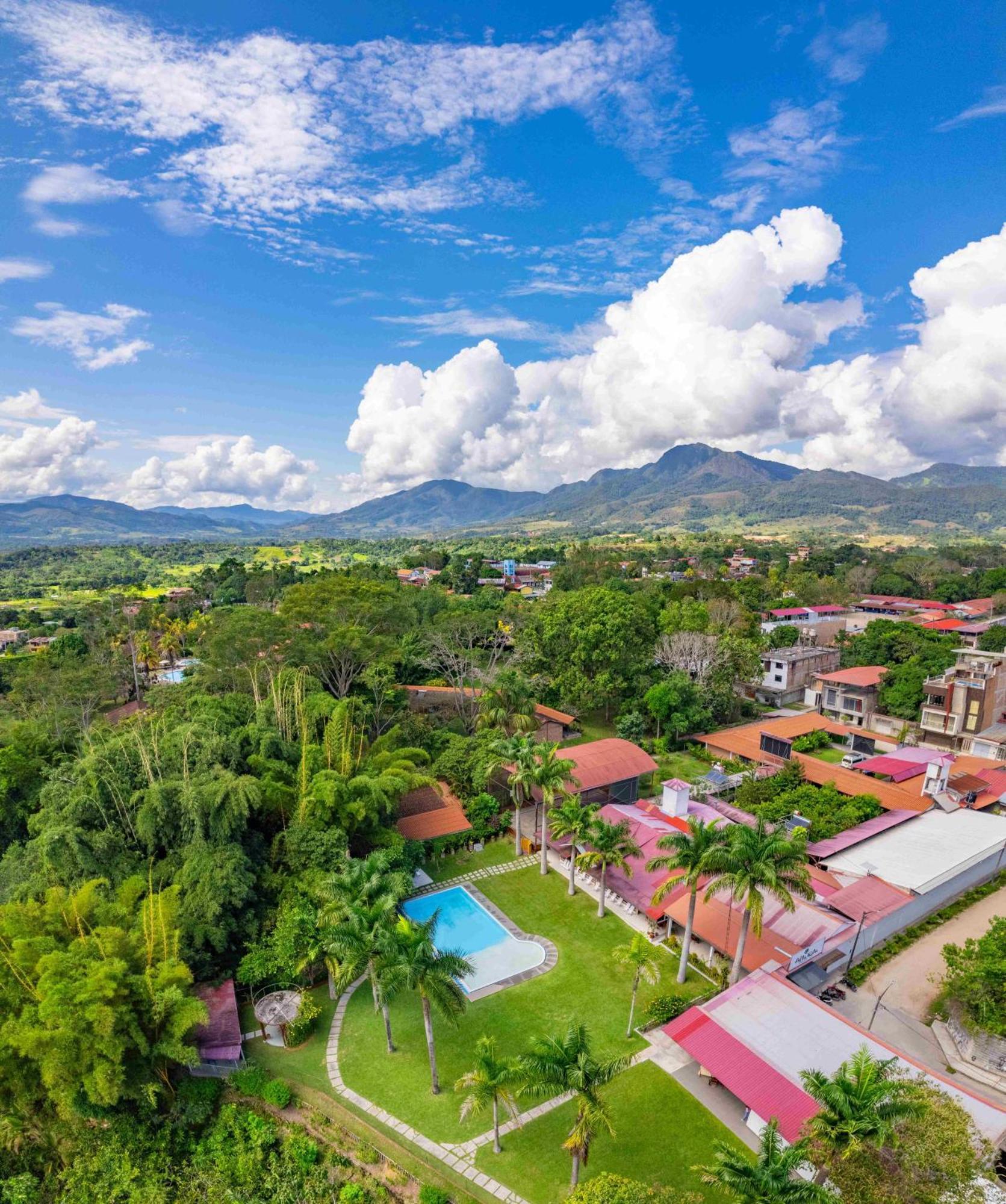 Altavista Casahotel - Asociado Casa Andina Moyobamba Ngoại thất bức ảnh